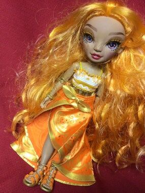 Rainbow High Meena Fleur doll